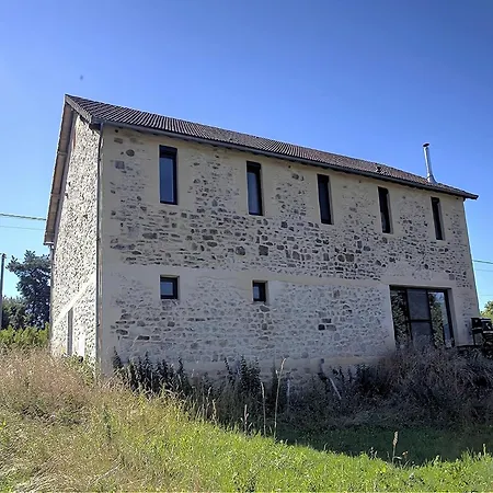 Nyaraló Spacious With Private Garden Gourdon-en-quercy
