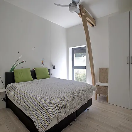 Spacious With Private Garden Gourdon-en-quercy