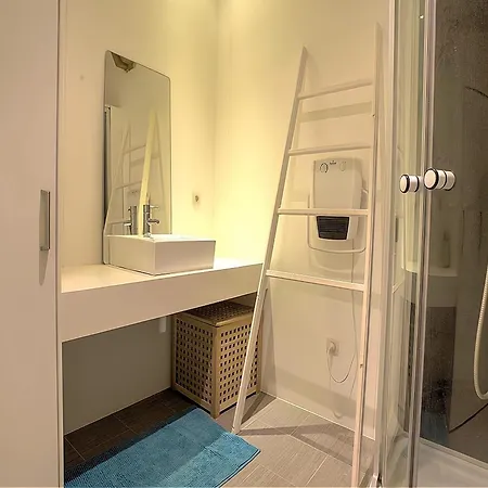 Spacious With Private Garden Gourdon-en-quercy